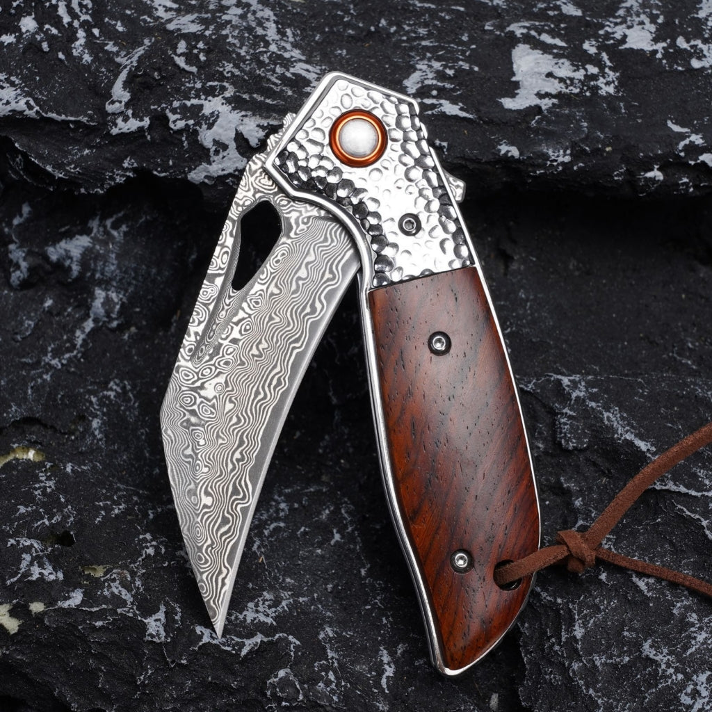 VG10 Damascus Folding Claw Knife - DMC06 - A reliable and versatile product for various needs