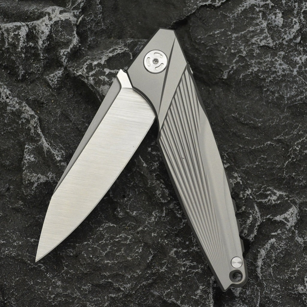 M390 Steel Titanium Handle Folding Knife - FK30 - A reliable and versatile product for various needs