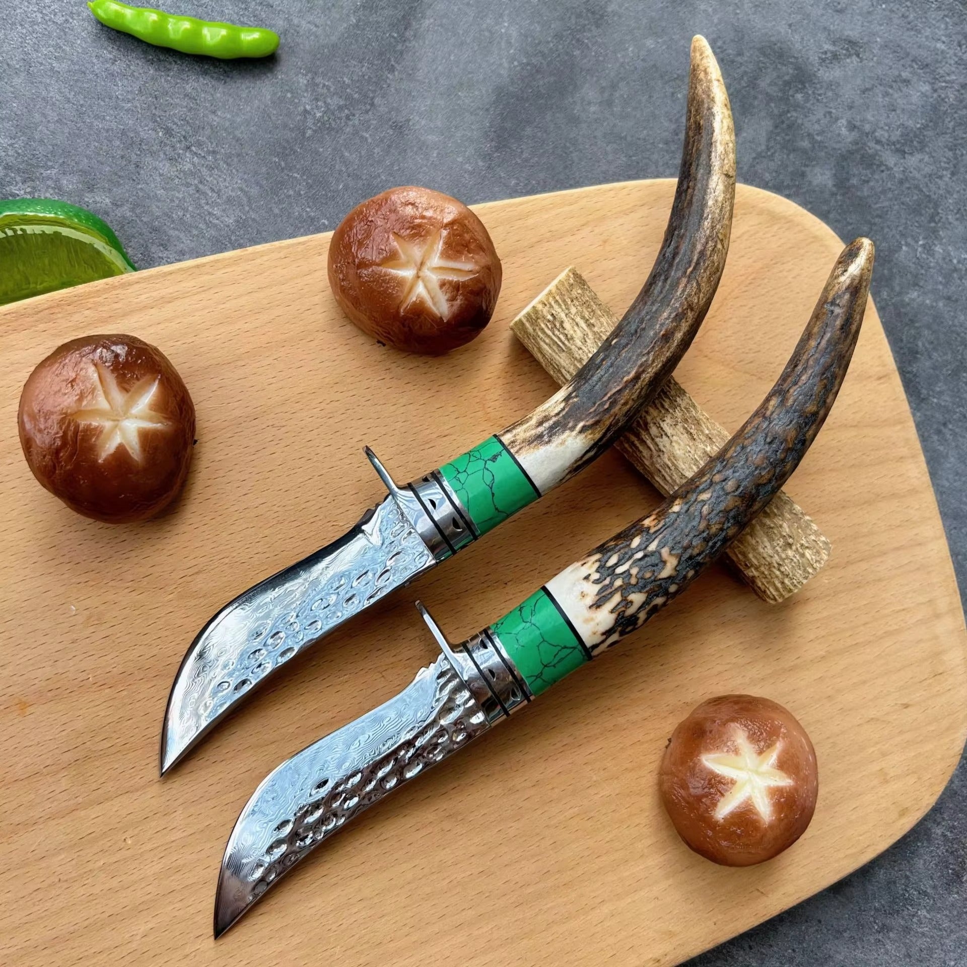 Antlers for knife handles Damascus Steel Knife - DMS25 - A reliable and versatile product for various needs