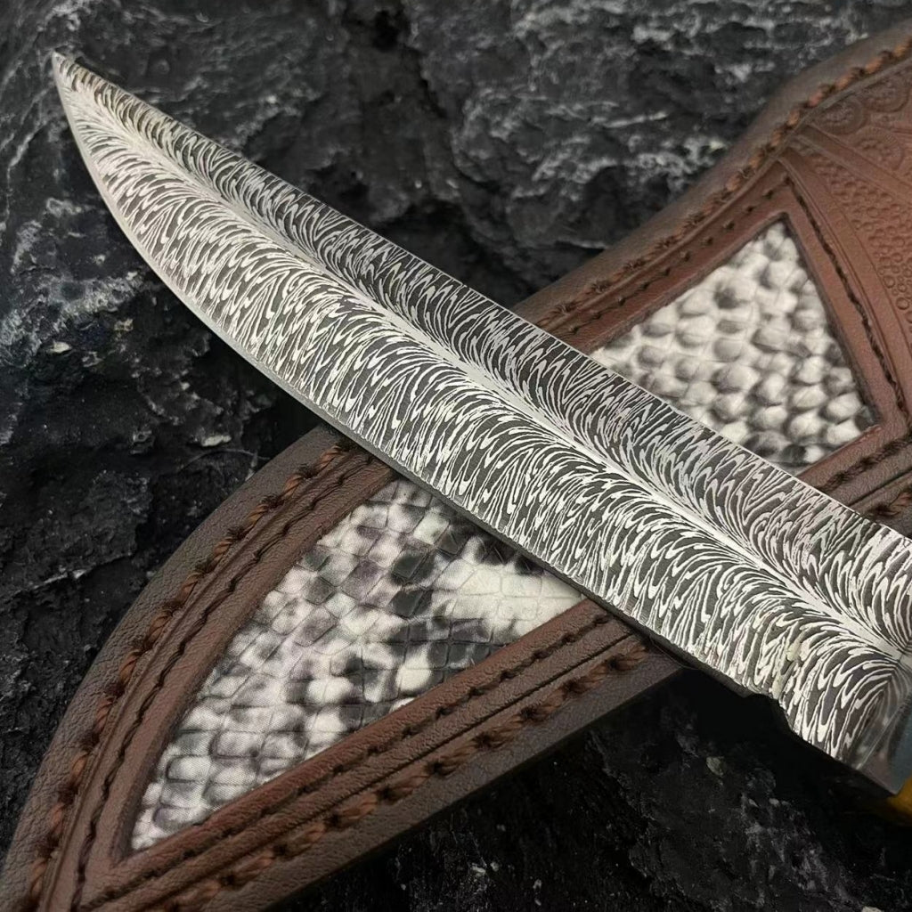 Feather Patterned Fixed Blade Knife - SK03 - A reliable and versatile product for various needs