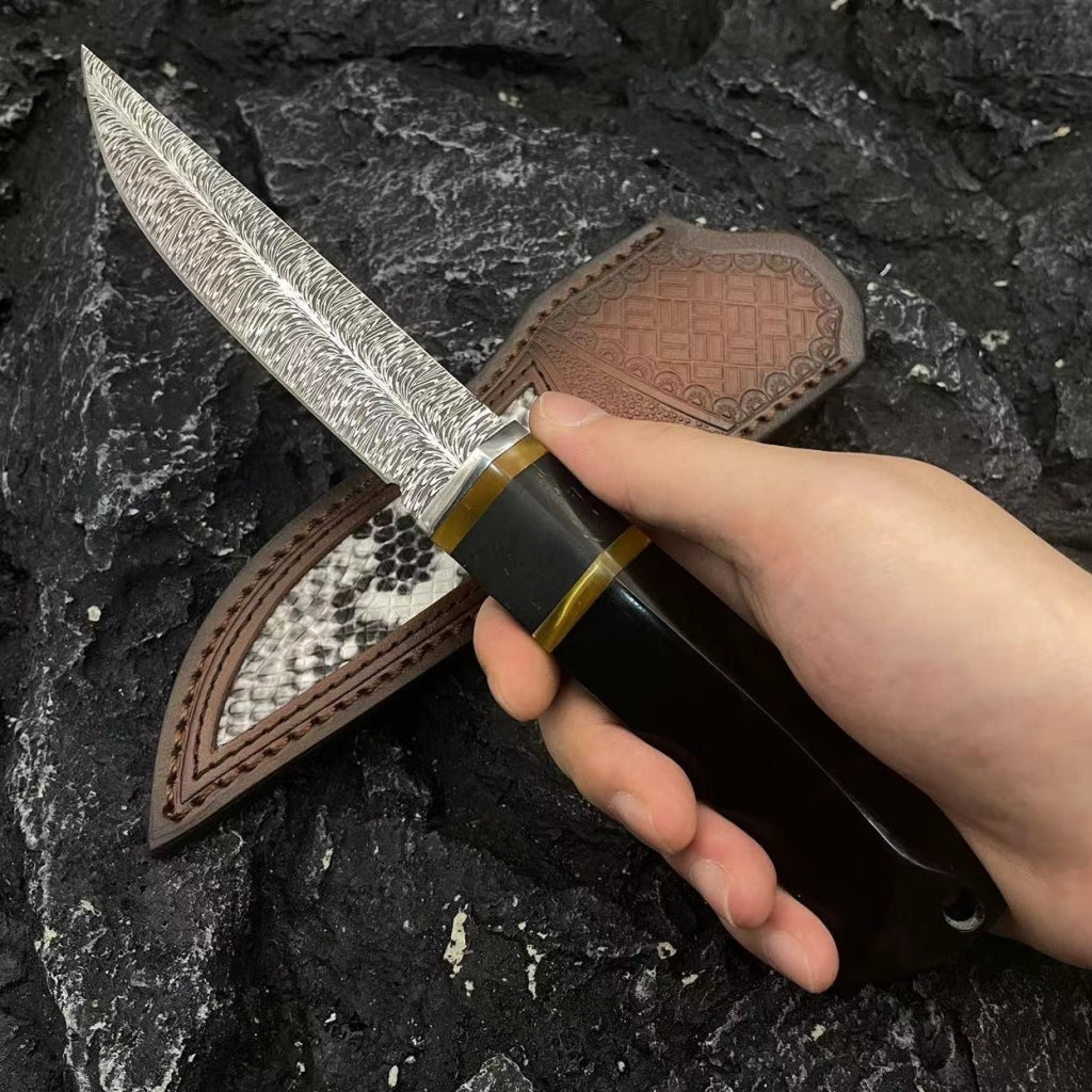 Feather Patterned Fixed Blade Knife - SK03 - A reliable and versatile product for various needs