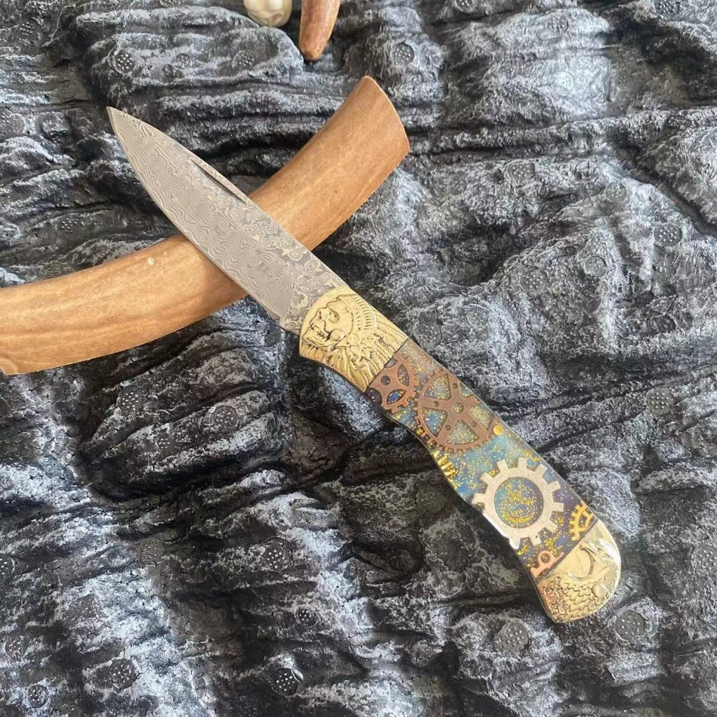 Damascus Pocket Knife - DMF11 - A reliable and versatile product for various needs