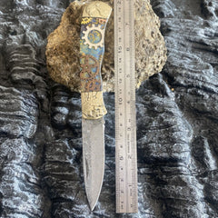 Damascus Pocket Knife - DMF11 - A reliable and versatile product for various needs