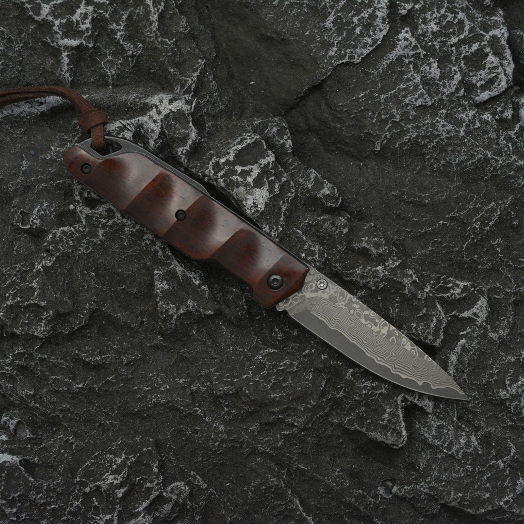 Damascus Folding Knife - DMF06 - A reliable and versatile product for various needs